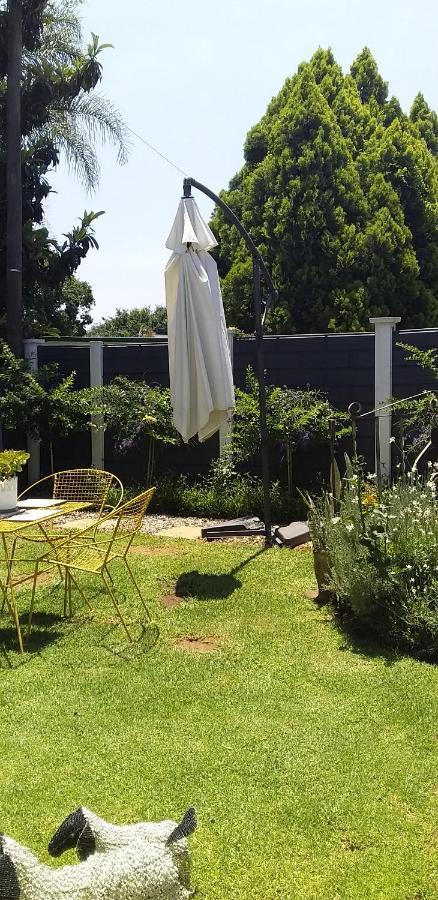 B&B 464 On 22Nd Ave Pretoria-Noord Buitenkant foto
