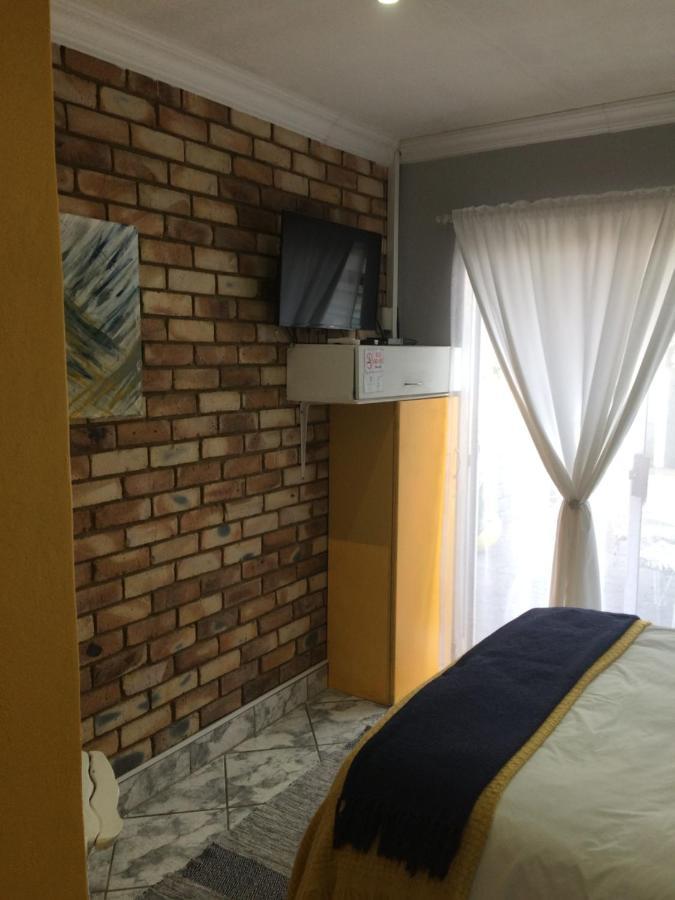 B&B 464 On 22Nd Ave Pretoria-Noord Buitenkant foto
